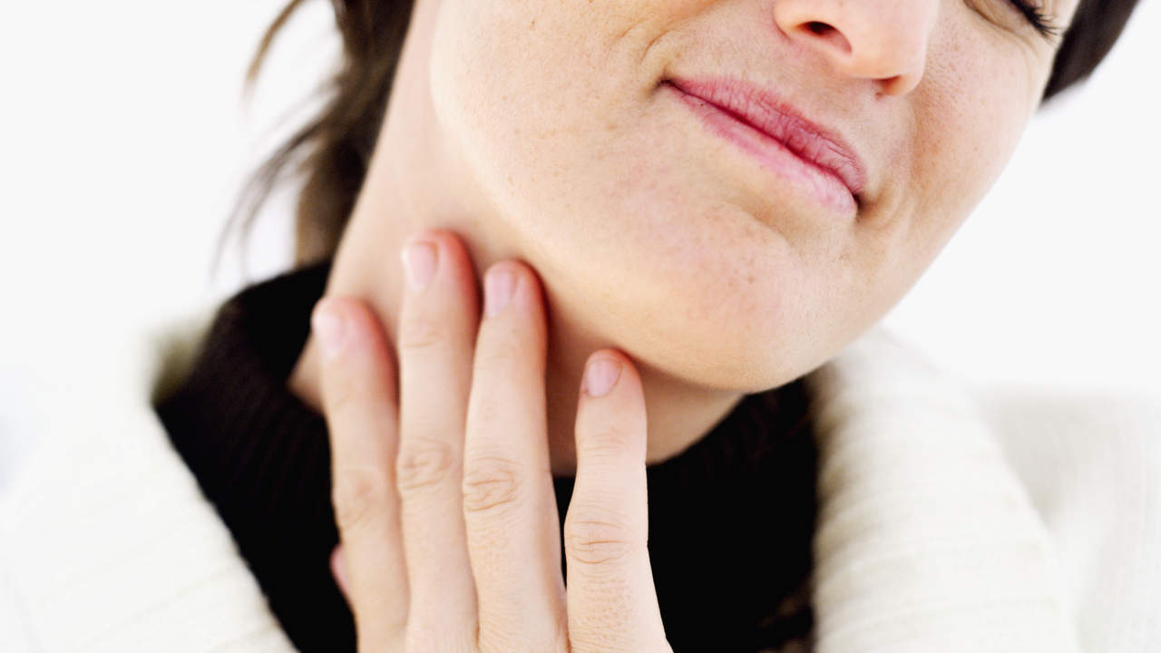Crucial Ways to Soothe a Sore Throat at Home