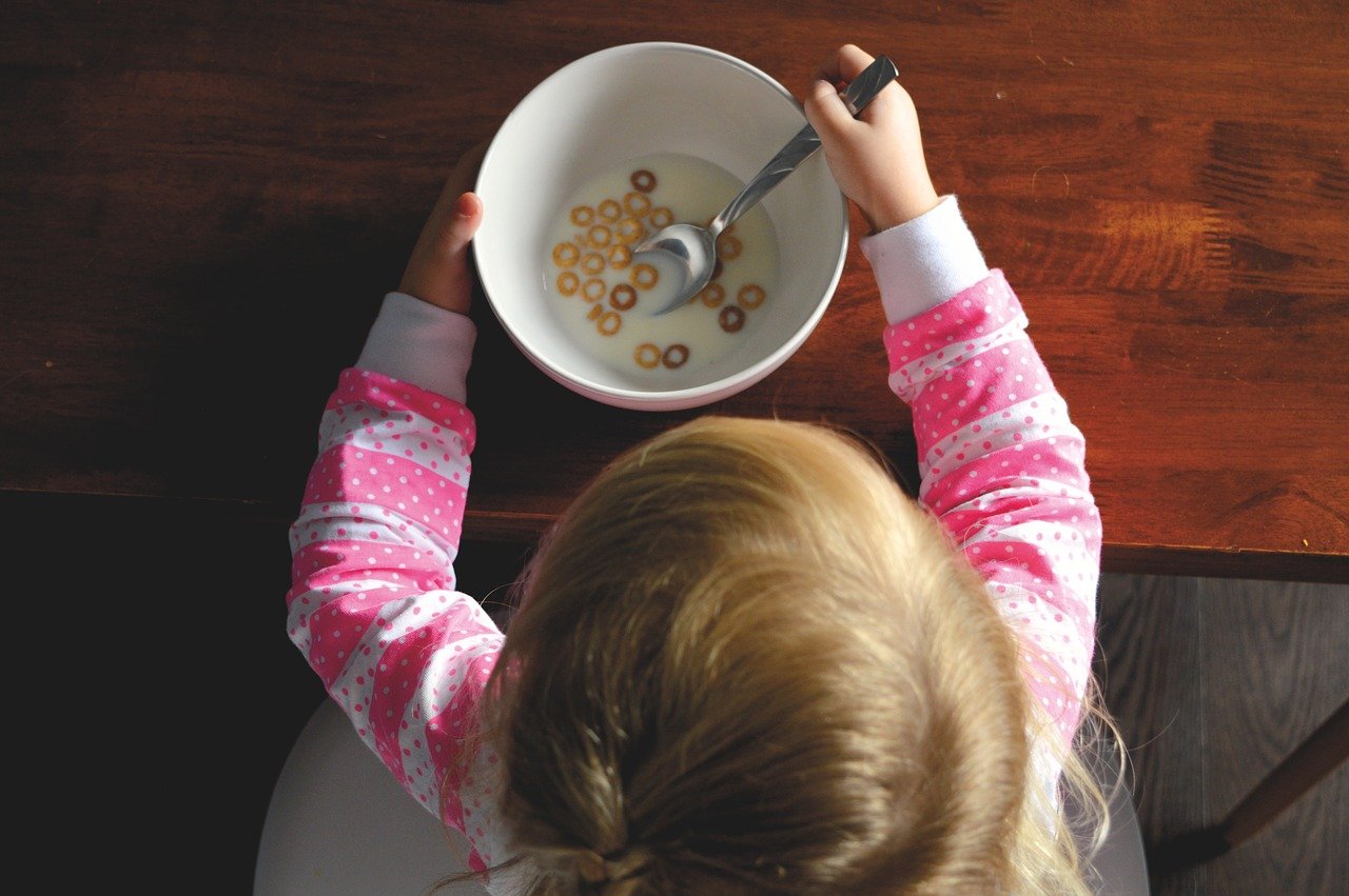 Excellent Benefits of Eating Breakfast for Your Children’s Growth